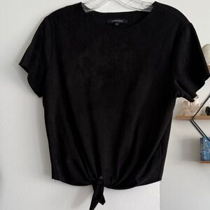 Olivaceous Black Tie-Front Women's Tee